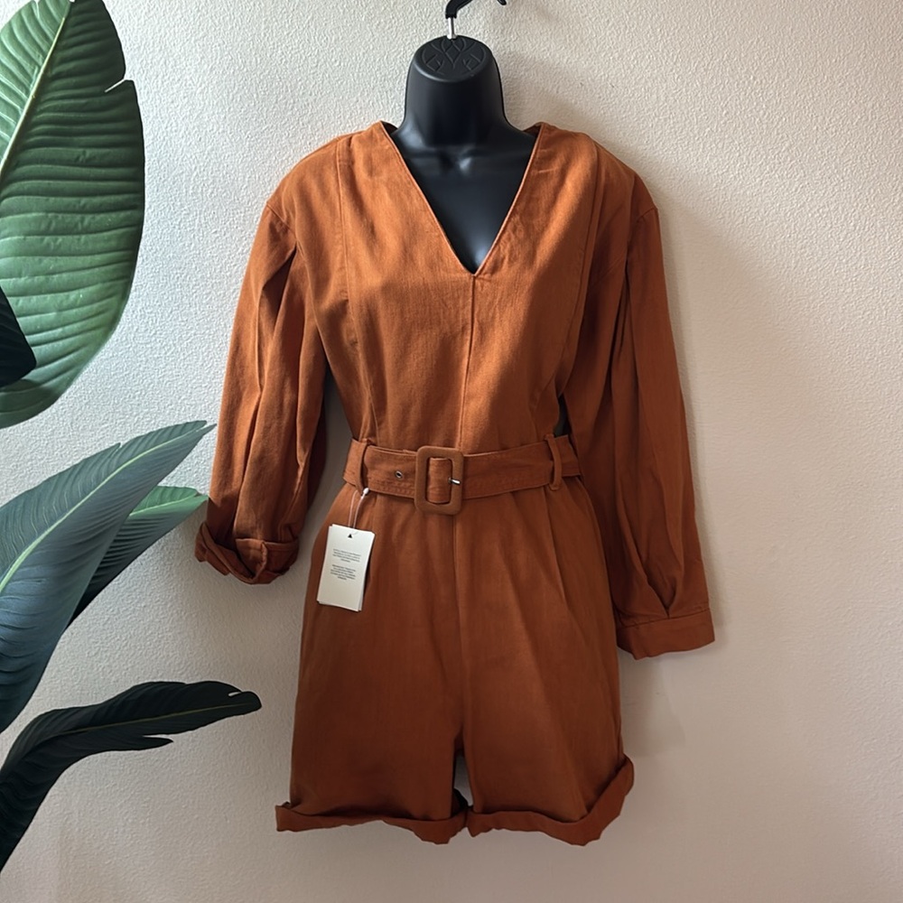 NWT Twill V-neck Belted Romper